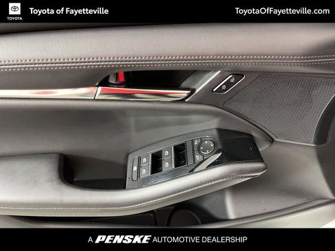 Used 2023 MAZDA MAZDA3 s image 26