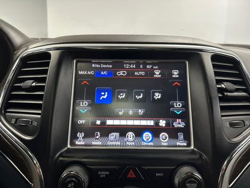 Used 2014 Jeep Grand Cherokee Overland image 58