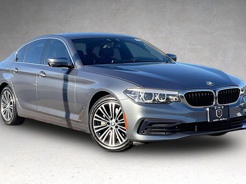 Used 2019 BMW 530i w/ Convenience Package RWD image 2