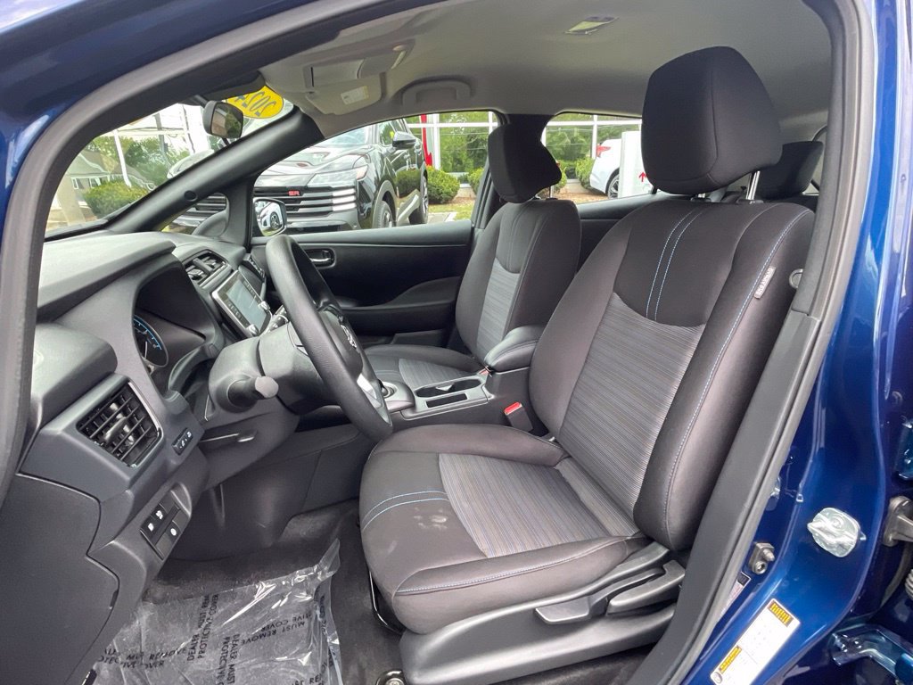 Certified 2024 Nissan Leaf S FWD image 17