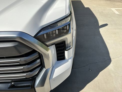 Used 2024 Toyota Tundra Limited AWD/4WD image 6