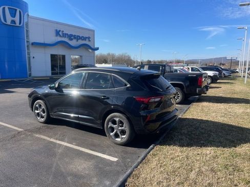 Used 2024 Ford Escape ST-Line image 2