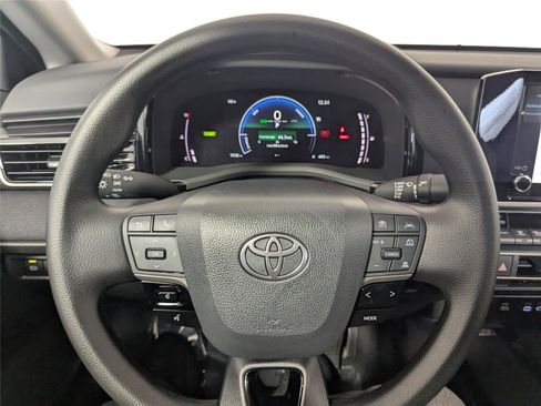 Certified 2025 Toyota Camry LE image 12