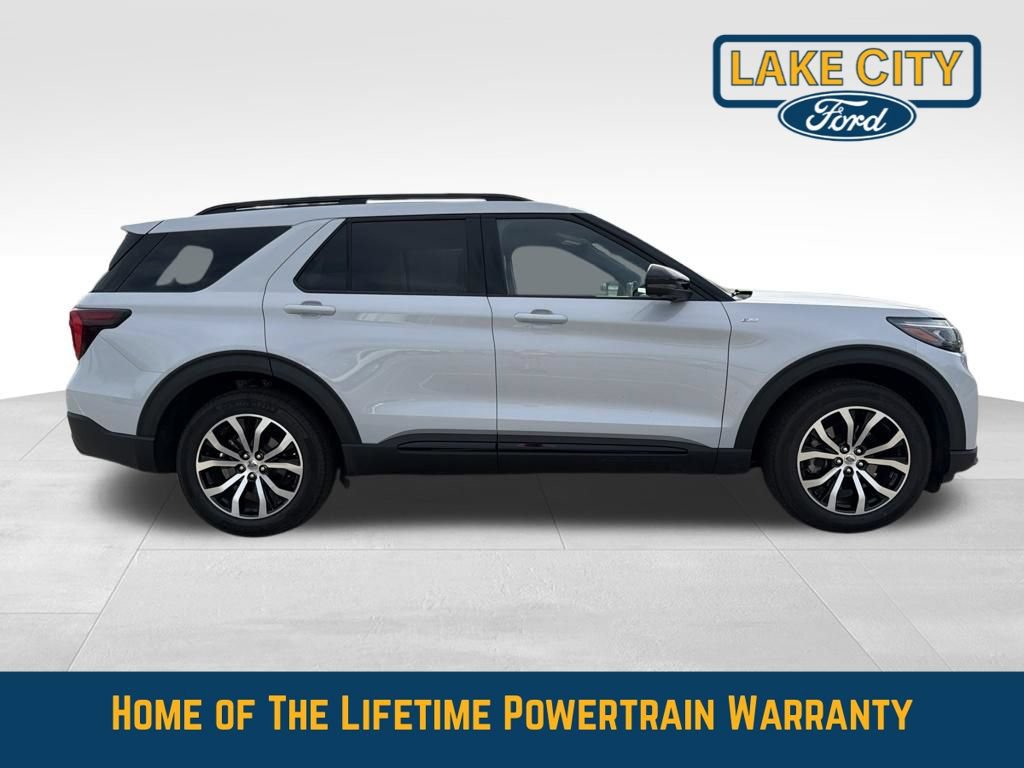 Used 2026 Ford Explorer ST-Line AWD/4WD image 7