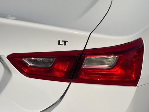 Used 2024 Chevrolet Malibu LT image 12