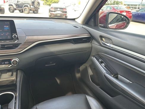 Used 2020 Nissan Altima 2.5 SL FWD image 75