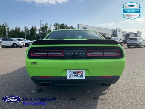 Used 2015 Dodge Challenger R/T w/ Quick Order Package 28B R/T RWD image 25
