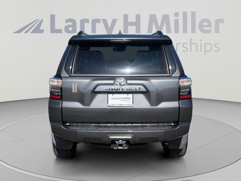 Used 2021 Toyota 4Runner SR5 Premium AWD/4WD image 9