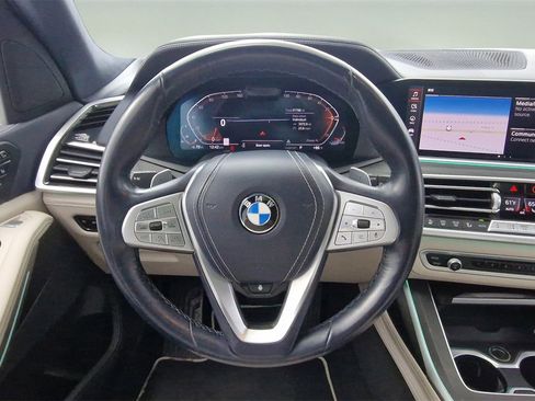 Used 2022 BMW X7 xDrive40i w/ Executive Package image 10