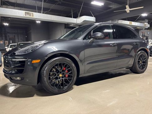 Used 2017 Porsche Macan GTS AWD/4WD image 3