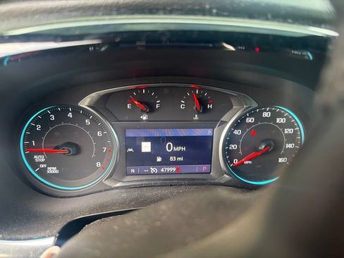 Used 2023 Chevrolet Traverse RS FWD image 5