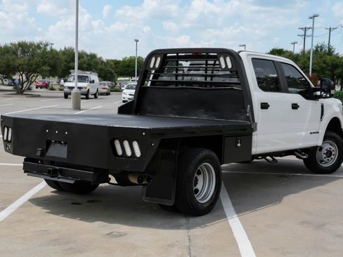 Used 2019 Ford F350 XL w/ Power Equipment Group image 7