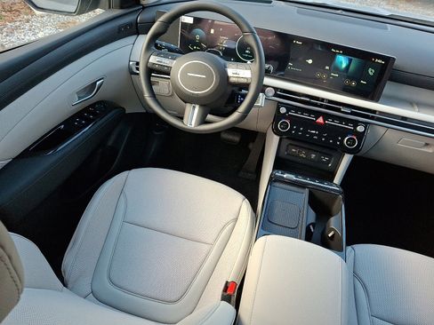 New 2026 Hyundai Tucson Limited image 9