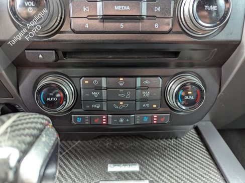 Used 2018 Ford F150 Raptor w/ Equipment Group 802A Luxury AWD/4WD image 31