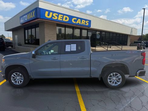 Used 2024 Chevrolet Silverado 1500 LT AWD/4WD image 8