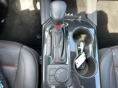 Used 2023 Chevrolet Blazer RS w/ Enhanced Convenience Package image 27