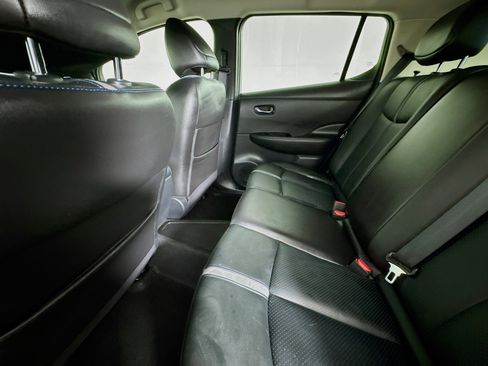 Used 2019 Nissan Leaf SL Plus image 24