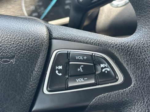 Used 2021 Ford EcoSport SE w/ SE Convenience Package FWD image 25