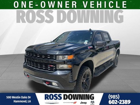Used 2022 Chevrolet Silverado 1500 Custom Trail Boss w/ LPO, Dark Essentials Package AWD/4WD image 1