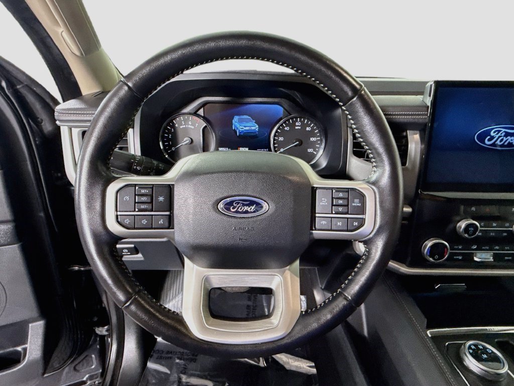 Used 2024 Ford Expedition XLT RWD image 12