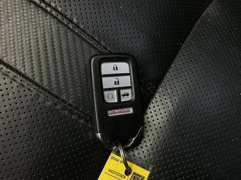 Used 2016 Honda Civic EX-L image 41