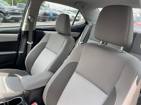 Used 2019 Toyota Corolla LE FWD image 13