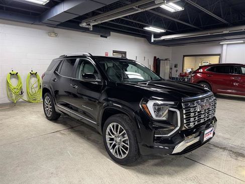 Certified 2026 GMC Terrain Denali w/ LPO, Floor Liner Package AWD/4WD image 3