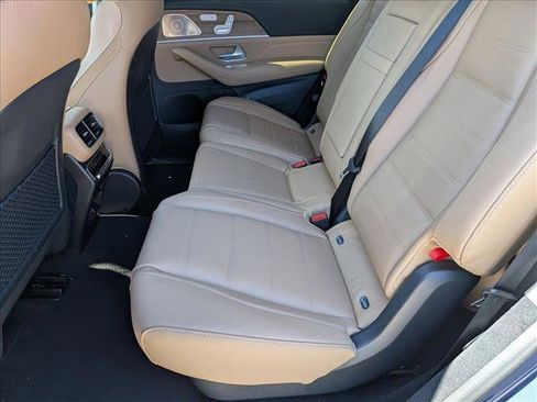 New 2026 Mercedes-Benz GLS 580 4MATIC image 15