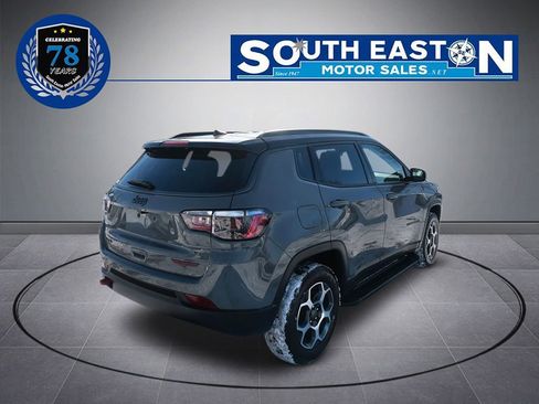 Used 2022 Jeep Compass Trailhawk image 6