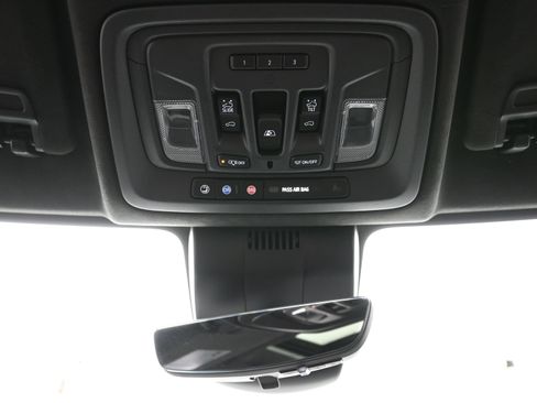 Used 2024 GMC Sierra 1500 AT4X AWD/4WD image 28