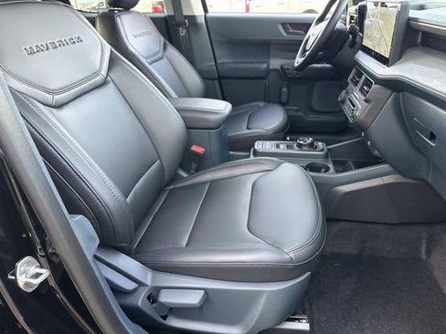 New 2026 Ford Maverick Lariat w/ Black Appearance Package image 11