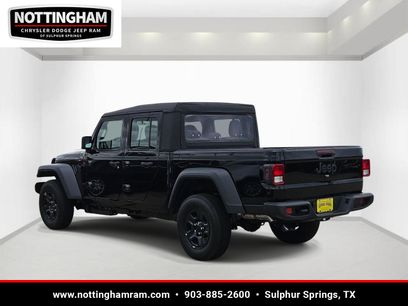 New 2026 Jeep Gladiator Sport