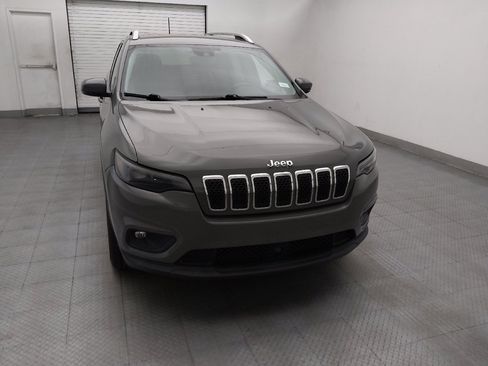 Used 2021 Jeep Cherokee Latitude Plus AWD/4WD image 14