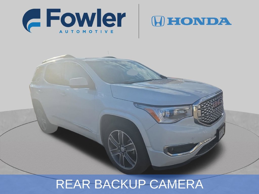 Used 2017 GMC Acadia Denali w/ Technology Package AWD/4WD image 2