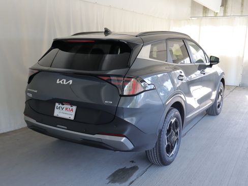 Used 2026 Kia Sportage EX image 6