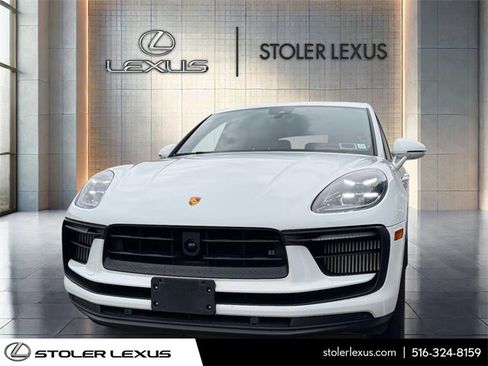 Used 2023 Porsche Macan S image 3