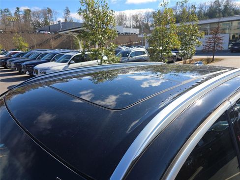 New 2026 BMW X5 xDrive40i w/ Premium Package image 13