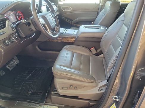 Used 2016 GMC Yukon Denali w/ Open Road Package image 11