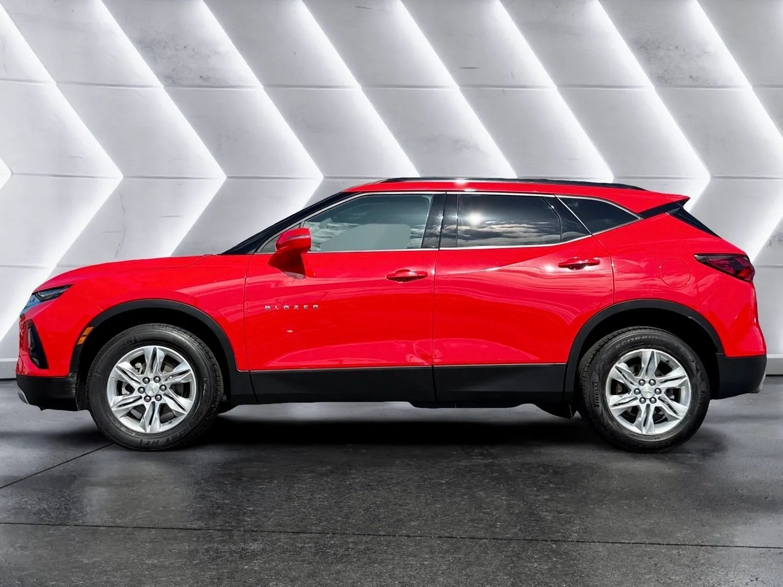 Used 2020 Chevrolet Blazer LT FWD image 5