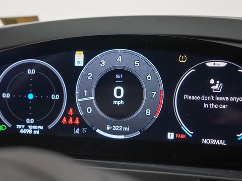 Certified 2025 Porsche Cayenne S image 26