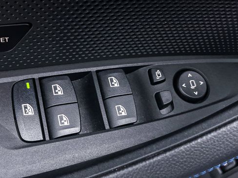 Used 2023 BMW i4 M50 image 18