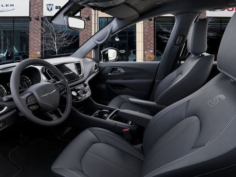 New 2025 Chrysler Pacifica Limited image 22