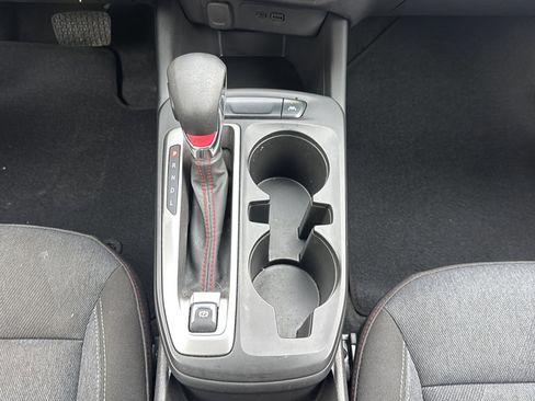 Used 2024 Chevrolet Trax RS image 34