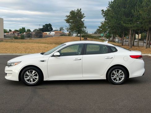Used 2016 Kia Optima LX w/ LX Convenience Package FWD image 5