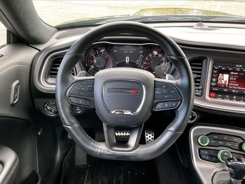 Certified 2022 Dodge Challenger R/T w/ Plus Package image 10