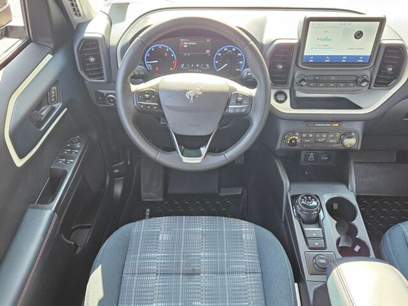 Used 2024 Ford Bronco Sport Heritage w/ Heritage Convenience Package AWD/4WD image 9