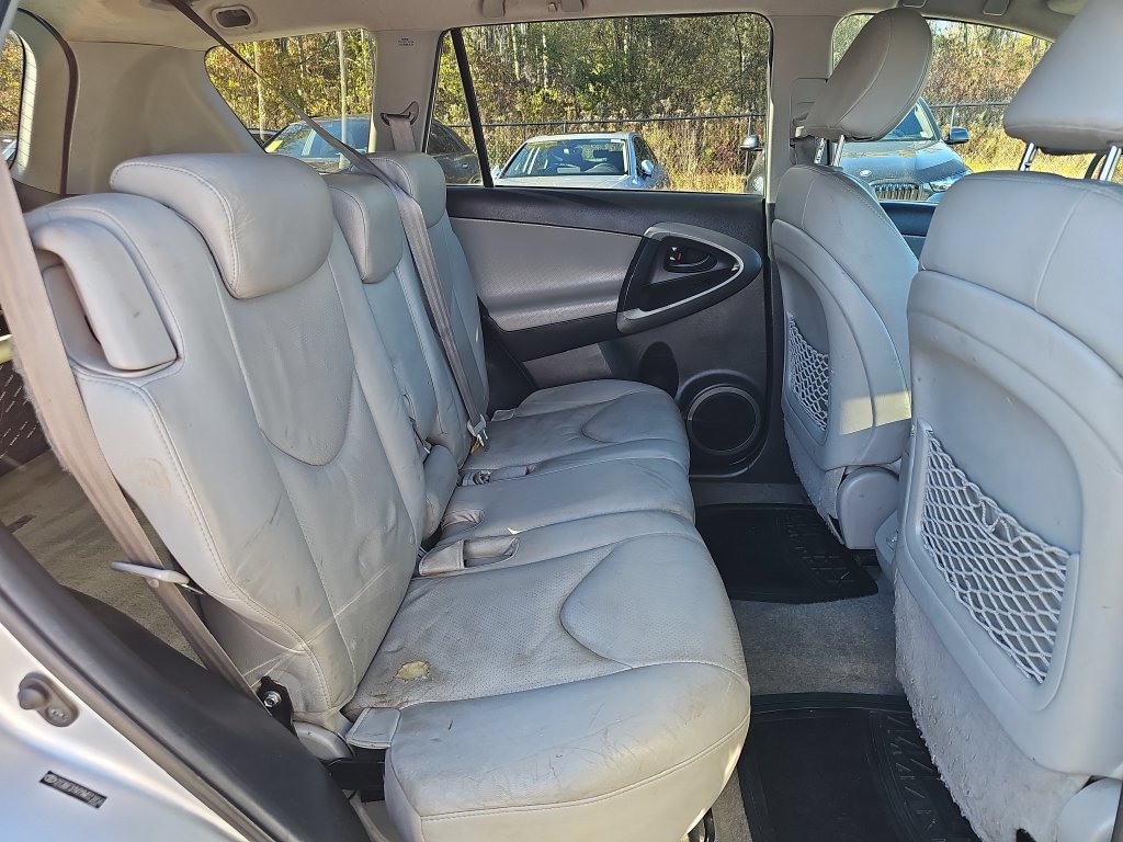 Used 2009 Toyota RAV4 Limited AWD/4WD image 27