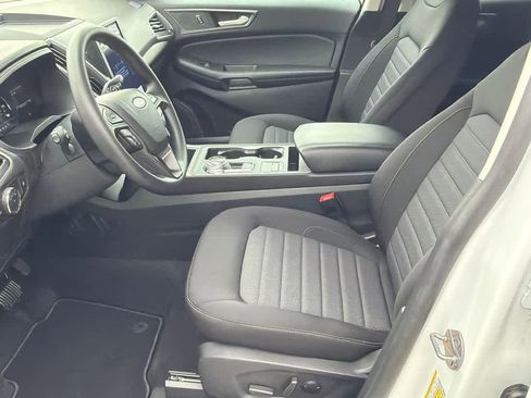 Used 2024 Ford Edge SE image 10
