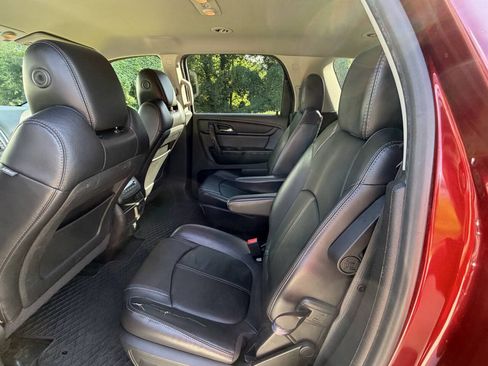 Used 2015 GMC Acadia SLT AWD/4WD image 13