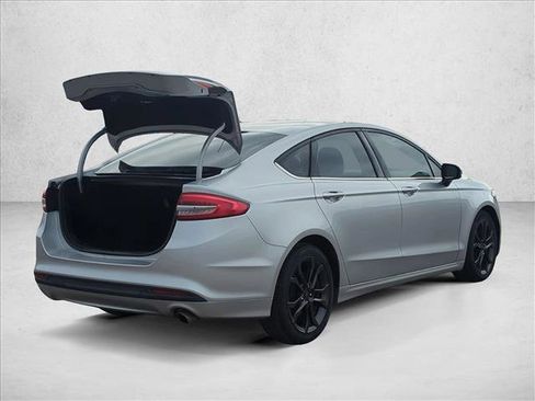 Used 2018 Ford Fusion S w/ Equipment Group 101A image 5